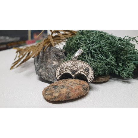 Lunula z symbolem Kołowrat - Wisiorek Srebro